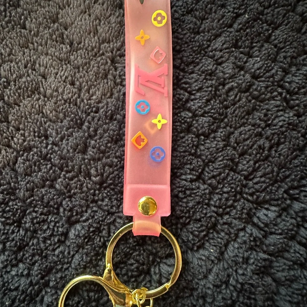 Keychain - Picture 3 of 4